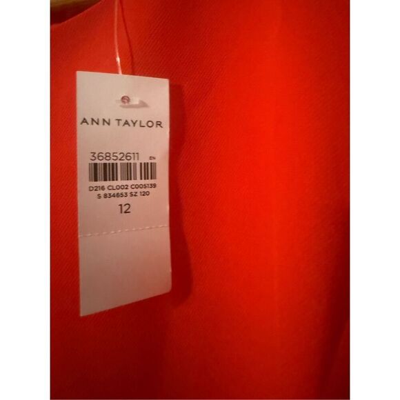 Ann Taylor Size 12 Ruffle Shoulder Sheath Dress Bright Red Career Cocktail NWT - Picture 8 of 9